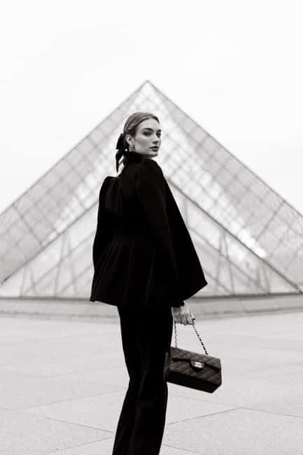 Paris: Private Photography Session with 30 Photos - Why Choose This Private Photoshoot in Paris