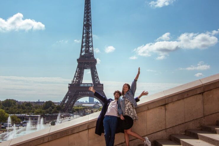 Paris: Private Photoshoot at the Eiffel Tower - Activity Details