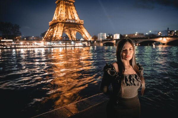 Paris: Private Photoshoot Near Any Chosen Landmark - Frequently Asked Questions