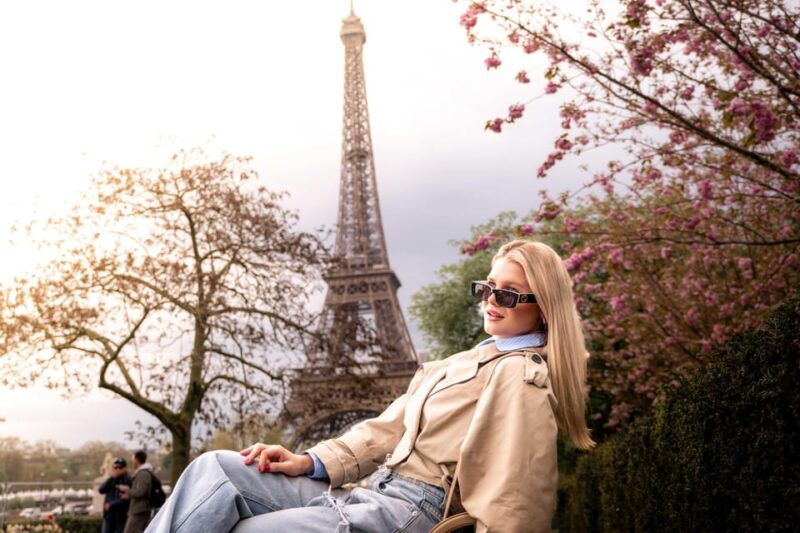 Paris: Private Photoshoot Near the Eiffel Tower - Photography Experience