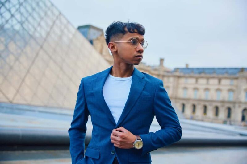 Paris: Private Photoshoot with a Professional Photographer - Accessibility and Practical Tips