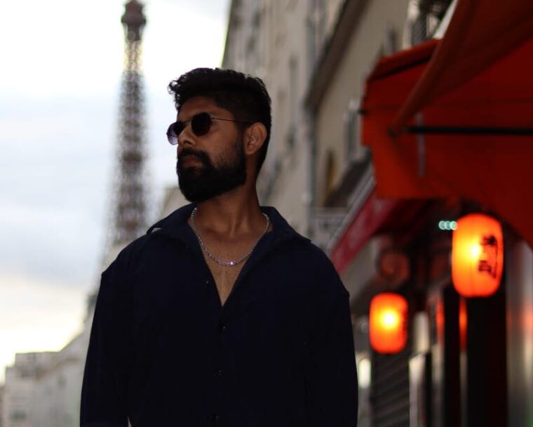 Paris: Private Photoshoot With a Professional - Duration and Live Guide Services
