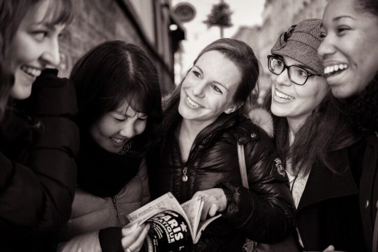 Paris: Private Professional Photo Shoot - Activity Details and Logistics