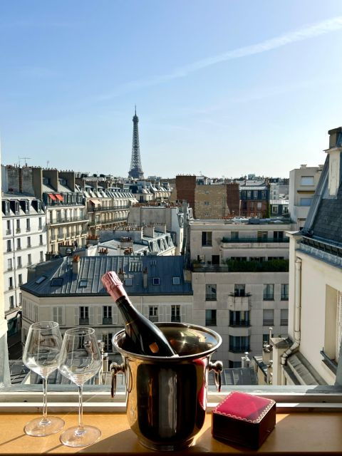 Paris : Private Romantic Dinner With an Eiffel Tower View - Experience Highlights