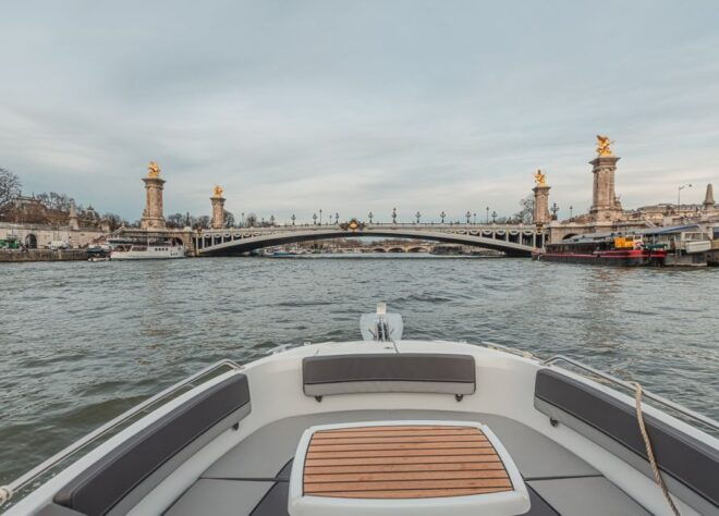 Paris: Private Seine River Cruise With Guide - Customer Reviews
