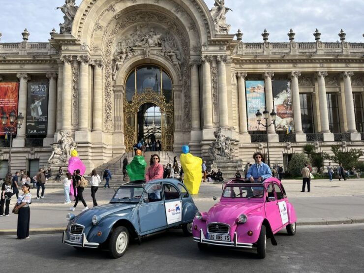 Paris: Private Sightseeing Tour in Citroën 2CV - Activity Details