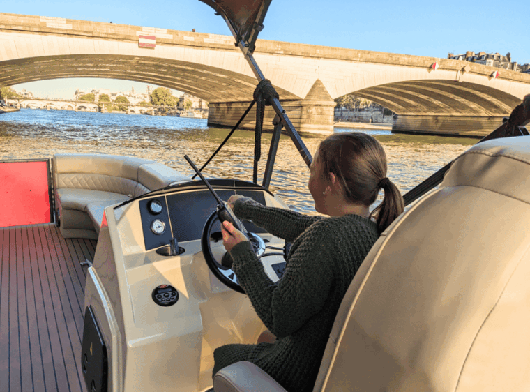 Paris: Private Sunset Sein Cruise With Aperitif and Pick-Up - Culinary Options for Every Preference