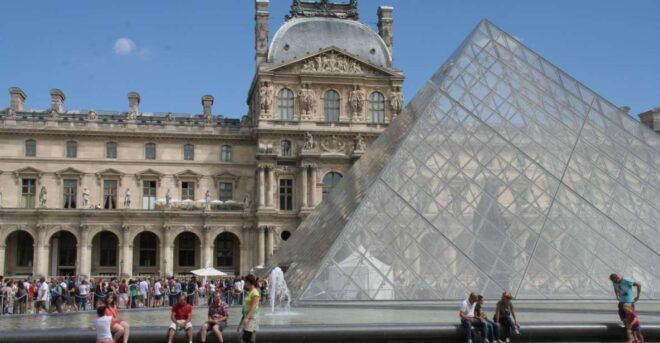 Paris: Private Tour With a Local Guide - Cancellation Policy and Inclusions