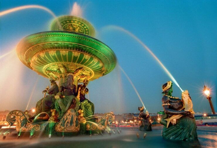 Paris: Private Tour With Personal Guide, Driver, and Vehicle - Activity Details