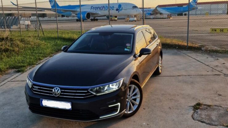 Paris: Private Transfer From Charles De Gaulle/Orly Airports - Service Details