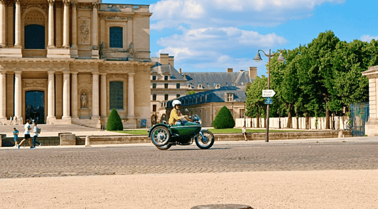 Paris: Private Vintage Sidecar Tour With Hotel Pickup - Personalized Insights From Your Guide