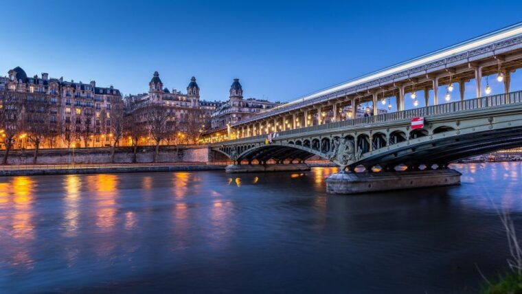 Paris: Private Walking Guided Tour of Citys Highlights - Booking and Meeting Information