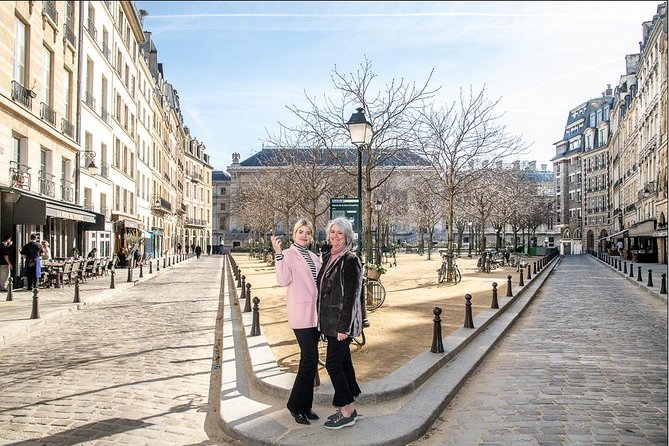 Paris Private Walking Tour With a Personal Photographer - Exceptional Service Provided by Photographer Michel Planson