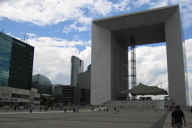 Paris Private Walking Tour With A Professional Guide - Common Questions