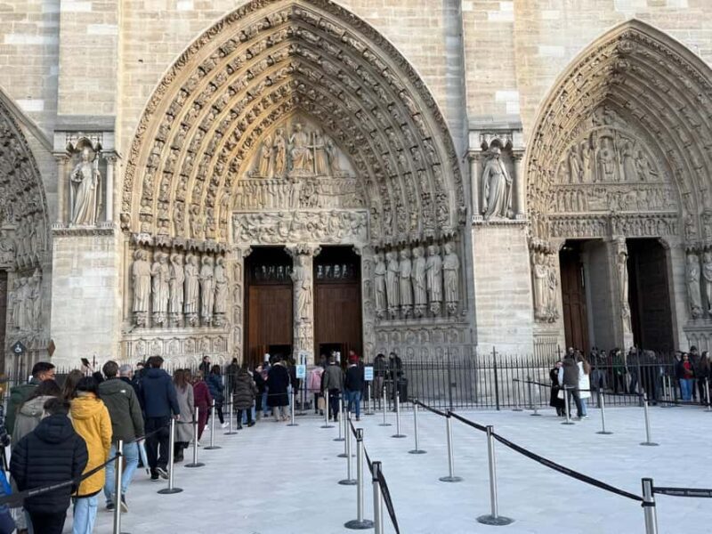 Paris: Private Walking Tour with Notre Dame Medal - Practical Aspects of the Tour