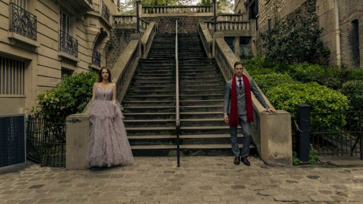 Paris: Professional Photoshoot With 400 Photos 1 Present - Experience and Highlights