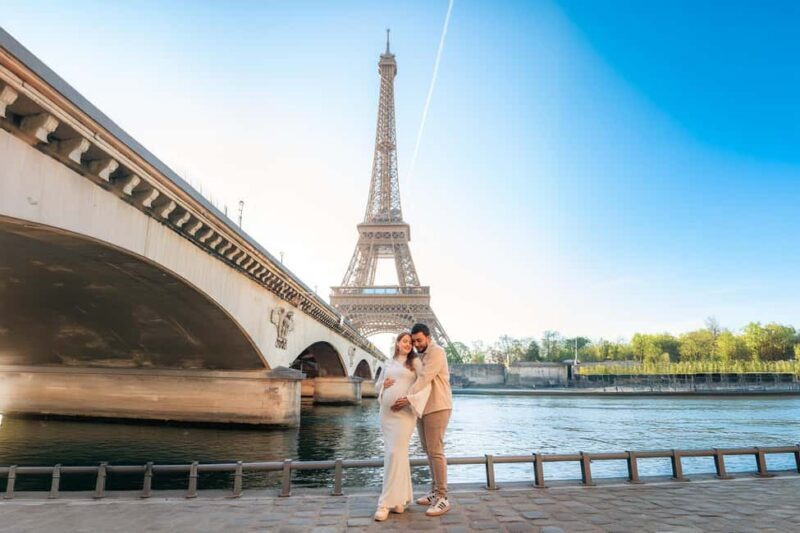Paris: Professional Photoshoot with the Eiffel Tower - Price & Value