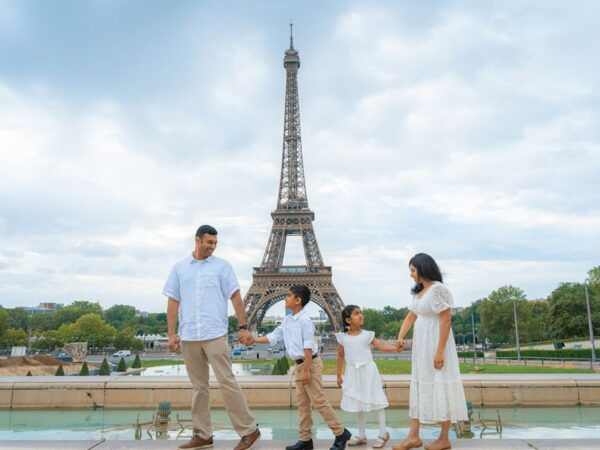 Paris: Professional Photoshoot With the Eiffel Tower - Inclusions, Exclusions, and Participant Information