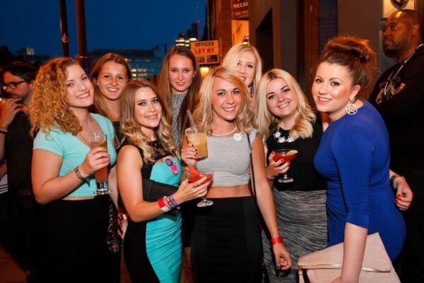 Paris Pub Crawl With Free Club Entry and Free Shots - The Sum Up