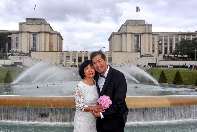Paris Renew Your Wedding Vows Experience With Professional Photographer - Reasons to Choose This Vow Renewal Tour