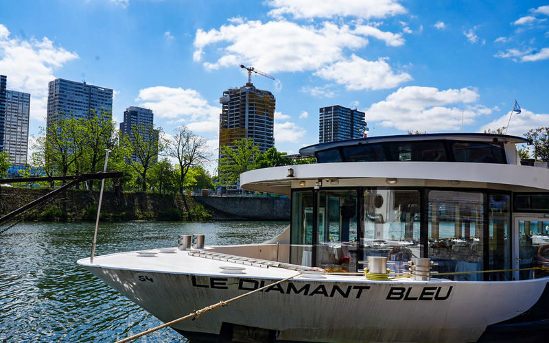 Paris River Seine Cruise Experience with Brunch Buffet - At a glance