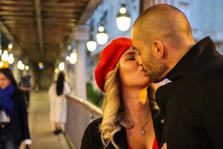 Paris: Romantic Photoshoot for Couples - Photographer and Services Provided