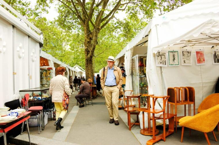 Paris: Saint Ouen Flea Market Guided Tour - Unique Experiences and Insights