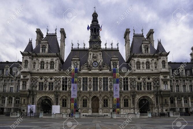 Paris Scavenger Hunt: Churches, Charms, Shells & Seine - Discovering the Charms of Paris