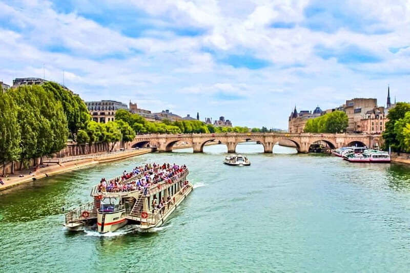 Paris: Seine Cruise & Crepe Tasting near the Eiffel Tower - A Closer Look at the Experience