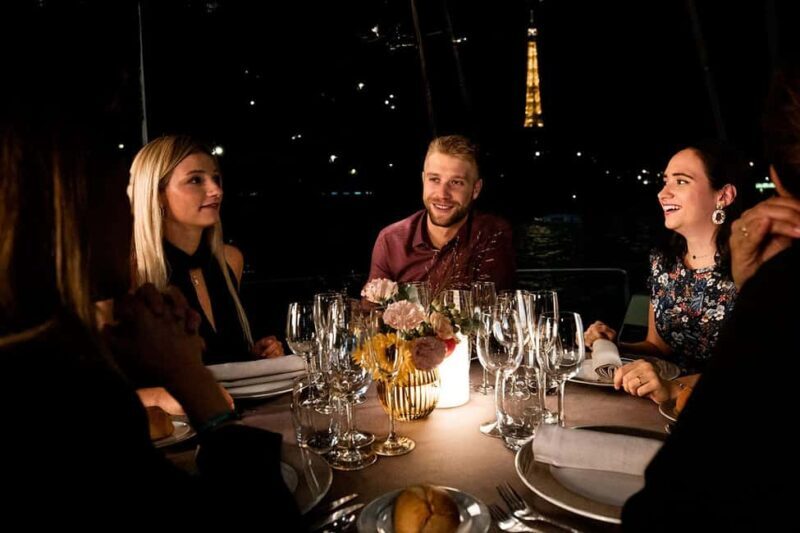 Paris: Seine Cruise in Paris with 5-Course Christmas Dinner - The Gourmet French 5-Course Menu