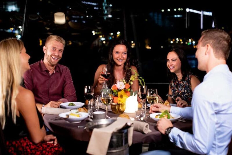 Paris: Seine Cruise in Paris with 5-Course Christmas Dinner - What Past Guests Say