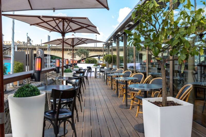 Paris: Seine River Cruise and 3-course Bistro Lunch - Dining Experience