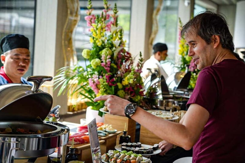 Paris: Seine River Cruise with Brunch - What Makes This Cruise Special