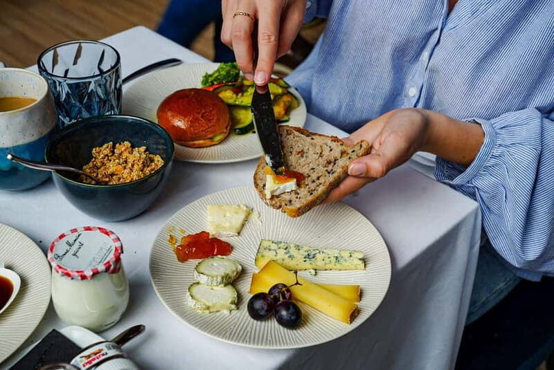 Paris: Seine River Cruise with Brunch - Who Should Consider This Cruise?