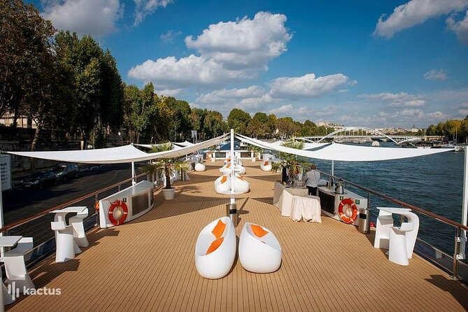 Paris Seine River Cruise With Panoramic Dinner Tour - Affordable Pricing and Value for Money