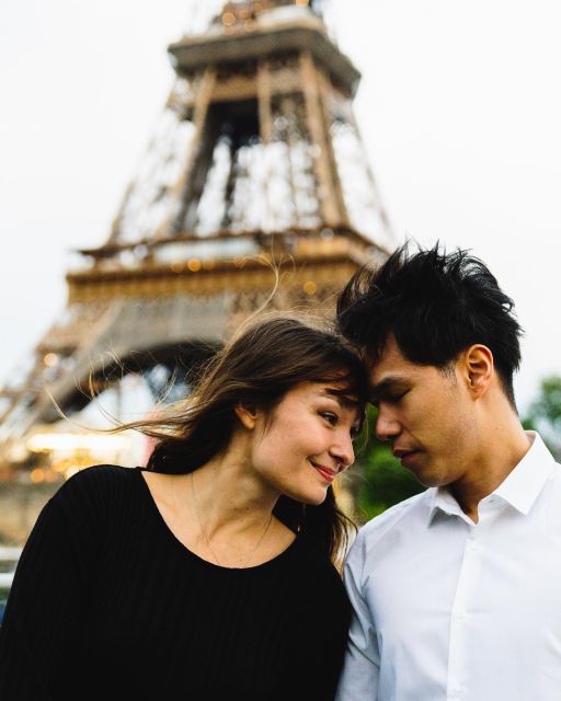 Paris : Seine River Dinner Cruise With Live Singer - Booking Information