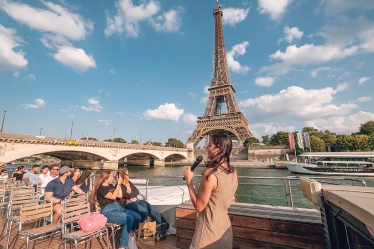 Paris: Seine River Guided Cruise With Champagne - Highlights of the Experience