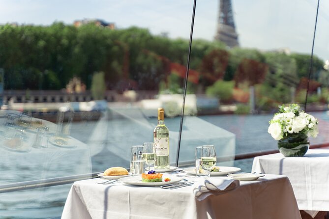 Paris Seine River Lunch Cruise by Bateaux Mouches - Cruise Experience and Highlights