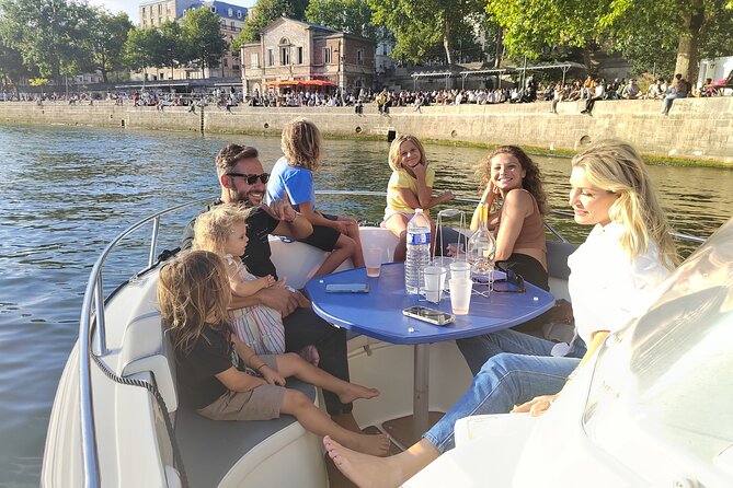 Paris Seine River Private Boat Cruise With Your Captain and Guide - Traveler Reviews