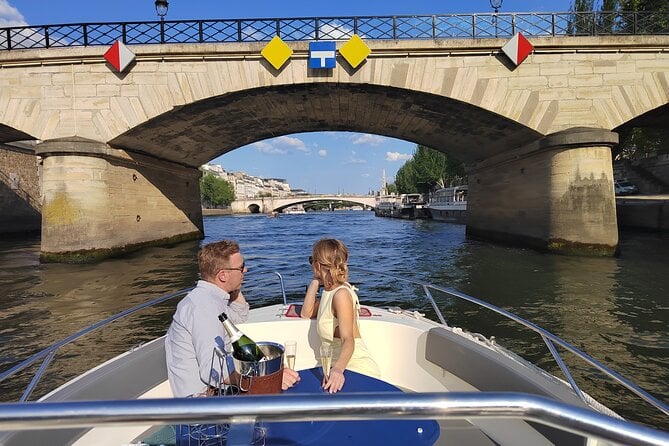 Paris Seine River Private Boat Embarks Near Eiffel Tower - Proximity to Eiffel Tower