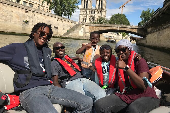 Paris Seine River Private Boat Tour - Common Questions