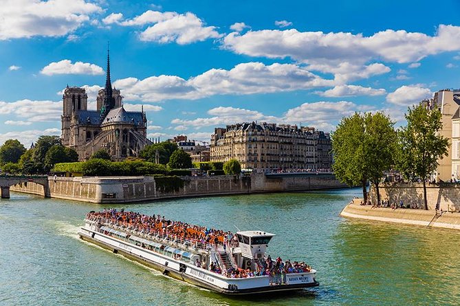 Paris Seine River Sightseeing Cruise by Bateaux Mouches - Tour Overview