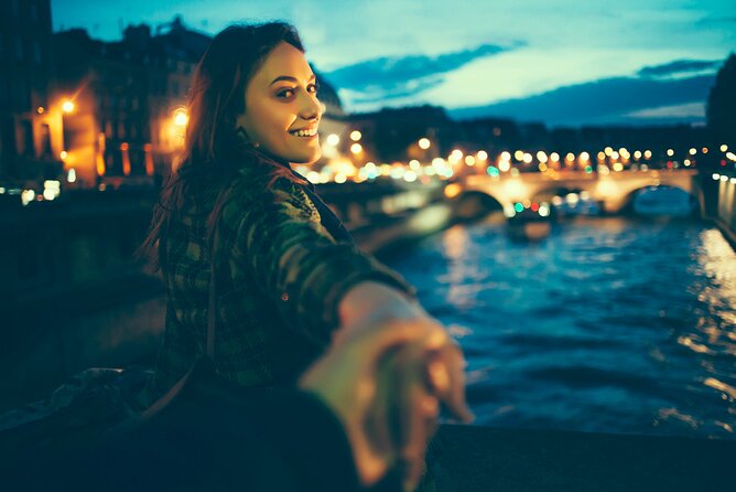 Paris Seine River Sightseeing Cruise by Bateaux Mouches - Response From the Host