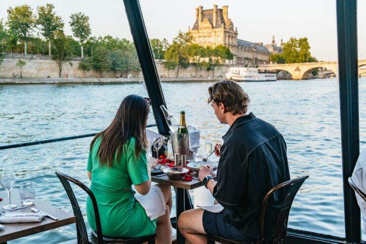 Paris: Seine River Sightseeing Cruise With 3-Course Dinner - River Cruise Overview