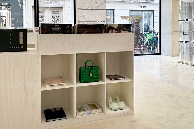 Paris Shopping Spree & Walking Tour With a Local Guide - Reviews and Ratings