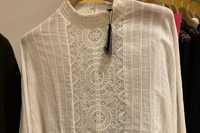 Paris Shopping Tour: Discount Couture - Overview and What To Expect