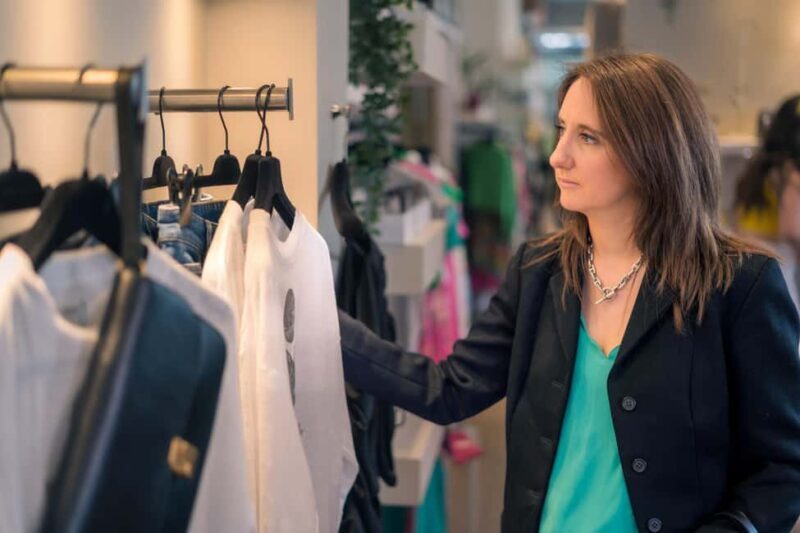 Paris : Shopping Tour with a Paris fashion stylist - 1/2 day - Duration, Price, and Value