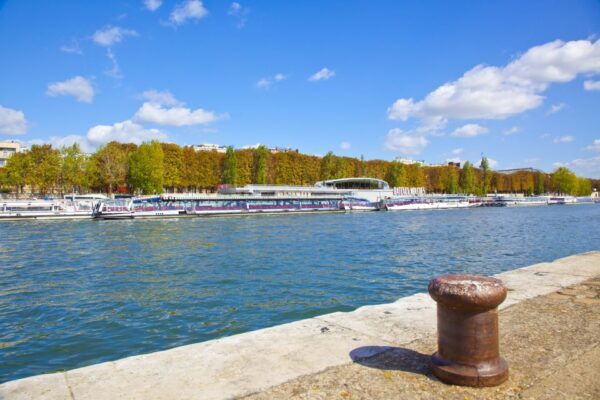 Paris: Sightseeing Cruise on the Seine With 3-Course Lunch - The Sum Up