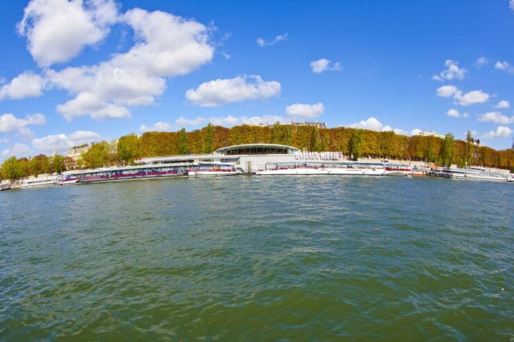 Paris: Sightseeing Cruise on the Seine With 4-Course Dinner - What to Expect