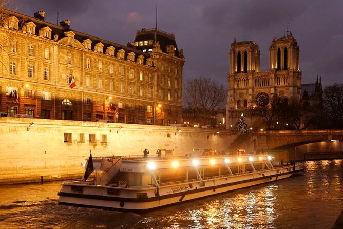 Paris Sightseeing Cruise With Champagne by Bateaux Mouches - The Sum Up